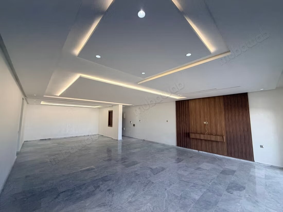 Apartment 102 m² for Sale in Fes — Photo 3