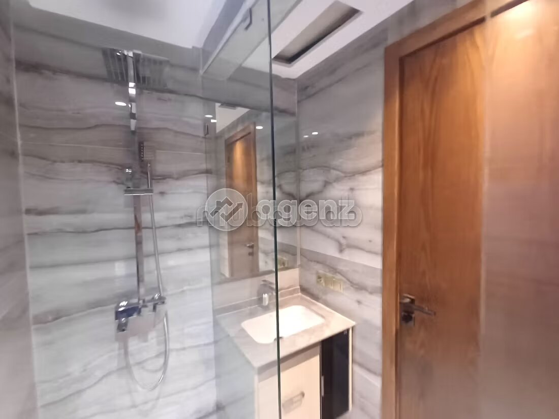 Apartment 102 m² for Sale in Fes — Photo 180