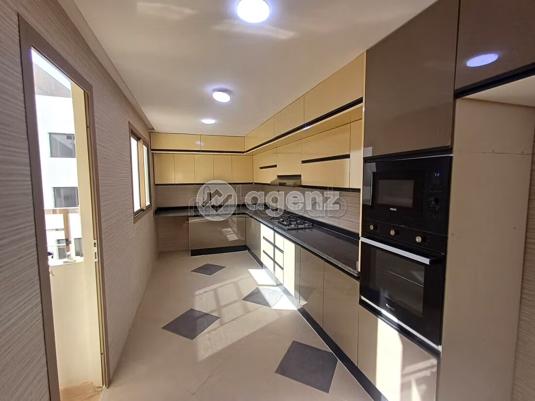 Apartment 102 m² for Sale in Fes — Photo 185