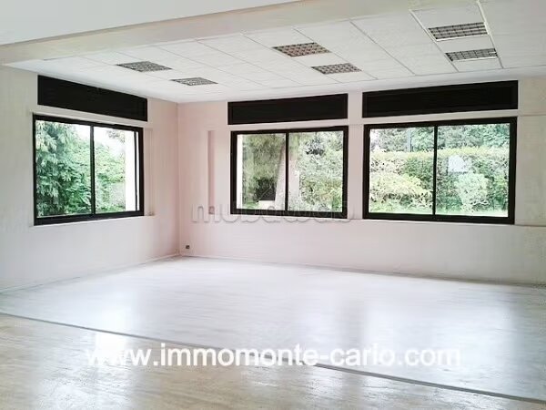Office 300 m² for rent in Rabat — Photo 23