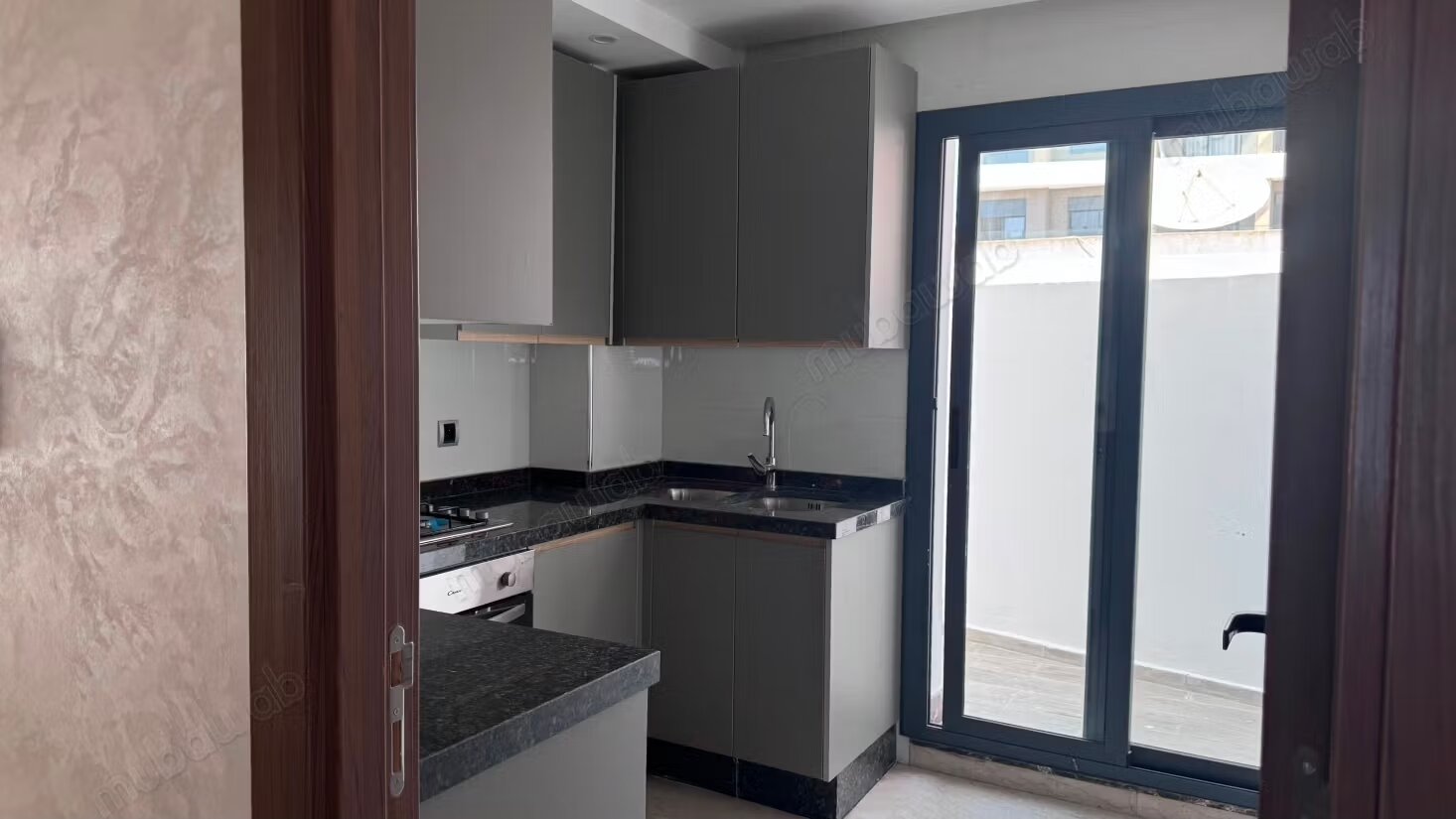 2‑Bedroom Apartment for Sale in the Hospital District, Casablanca — Photo 5