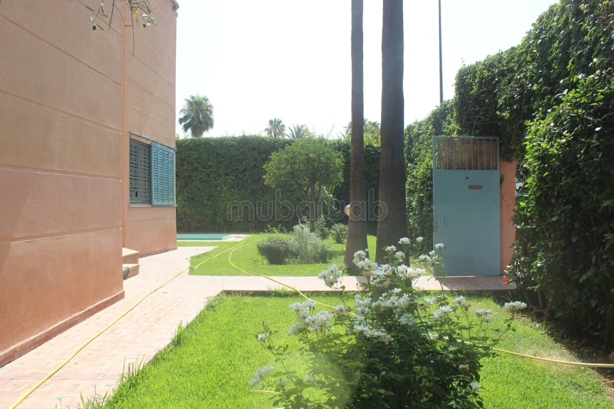 Empty Villa 800 m² for Rent in Marrakech — Photo 19