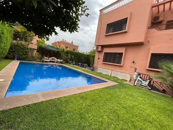 Empty Villa 800 m² for Rent in Marrakech — Photo 29