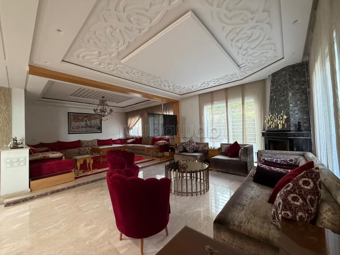 Villa 420 m² for rent in Rabat – Riyad district — Photo 3