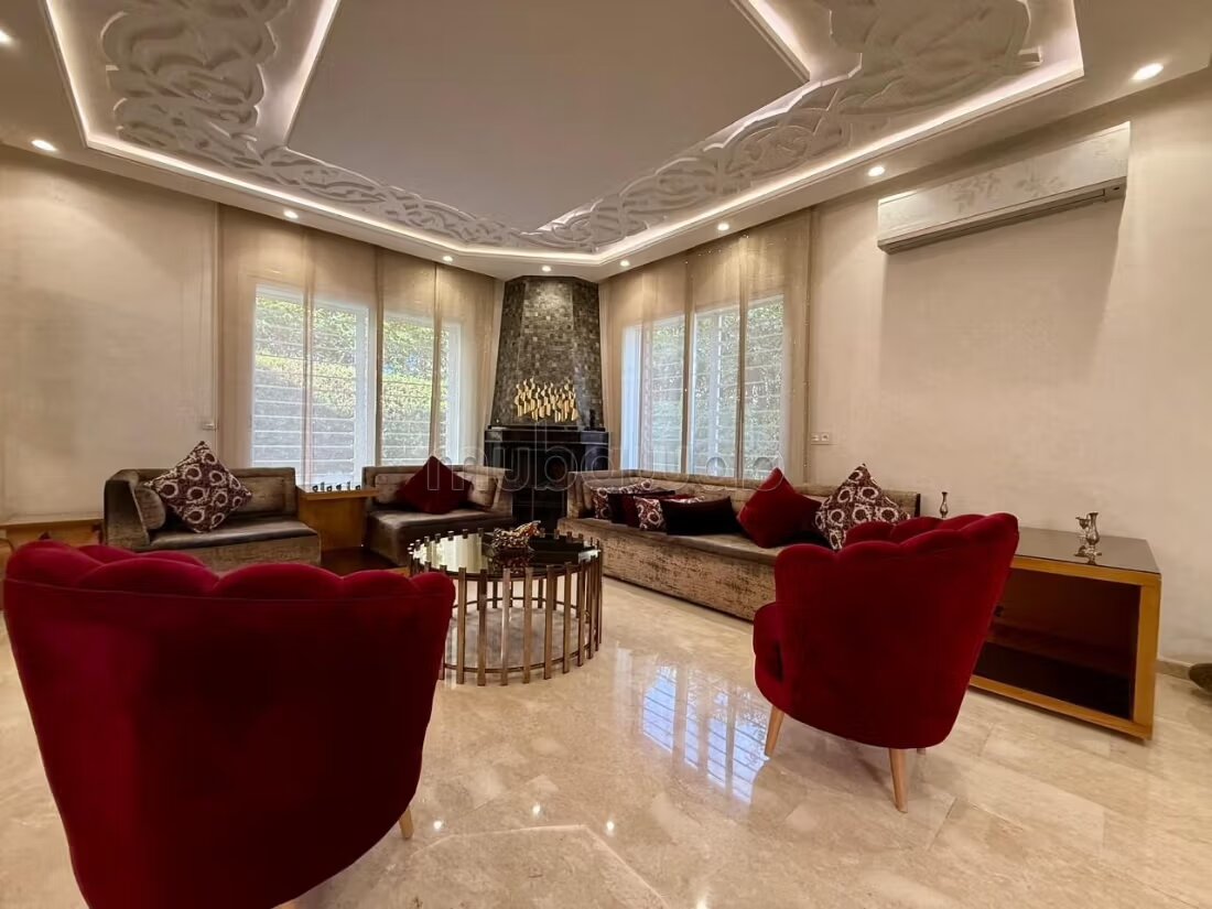 Villa 420 m² for rent in Rabat – Riyad district — Photo 10
