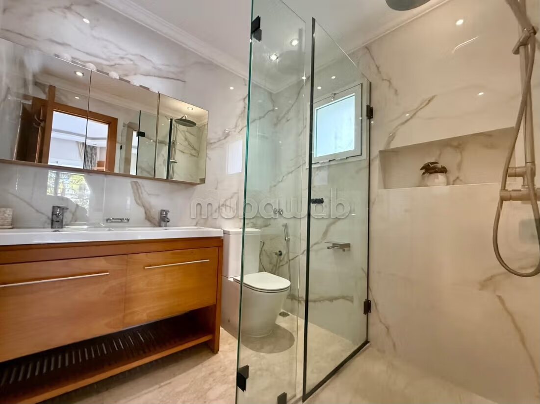 Villa 420 m² for rent in Rabat – Riyad district — Photo 13