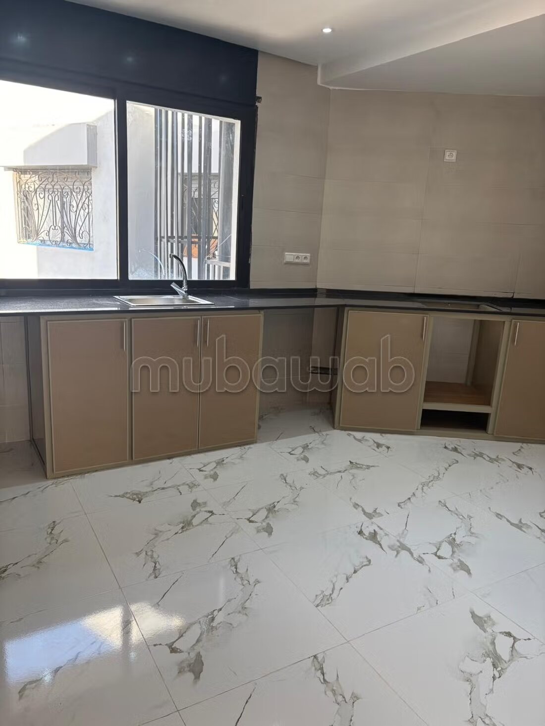 Bureau à louer à الدار البيضاء — Photo 8