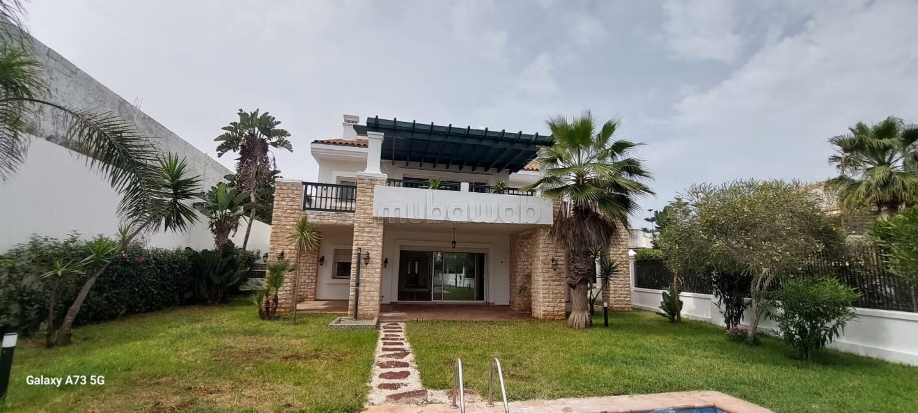 Villa 1000 m² à louer à الدار البيضاء (Dar Bouazza) — Photo 2
