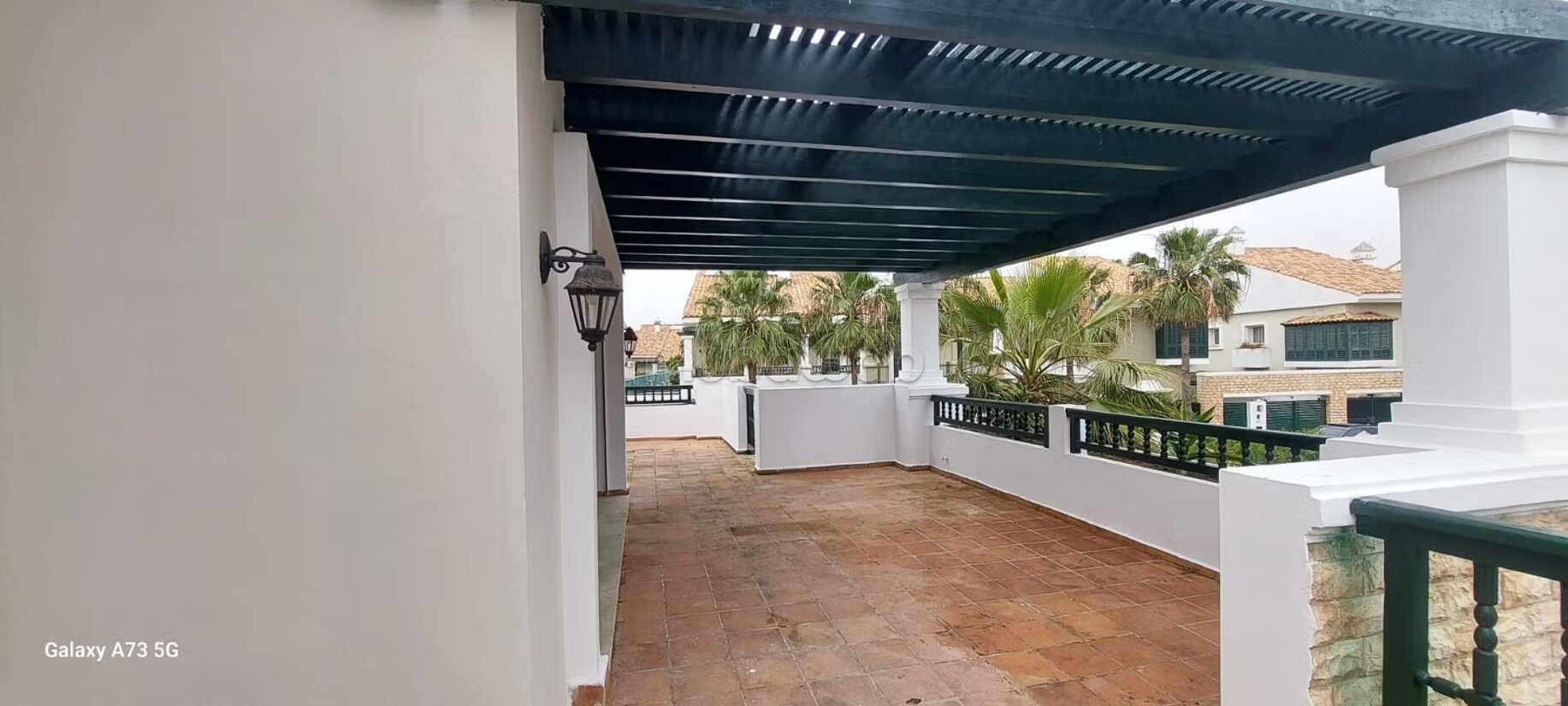Villa 1000 m² à louer à الدار البيضاء (Dar Bouazza) — Photo 6