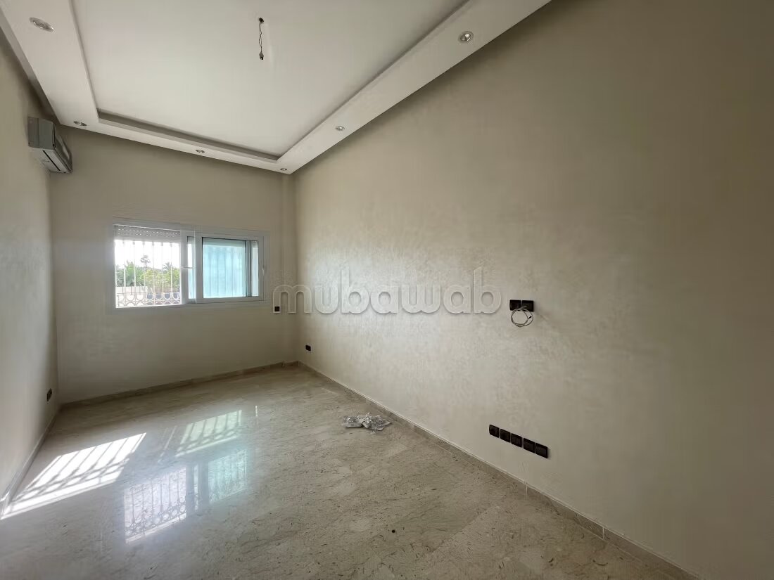 2 Bedroom Apartment for Rent in Casablanca — Photo 3