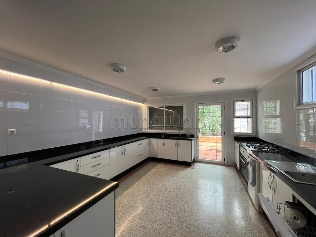 Villa 550 m² à vendre à Tanger — Photo 9