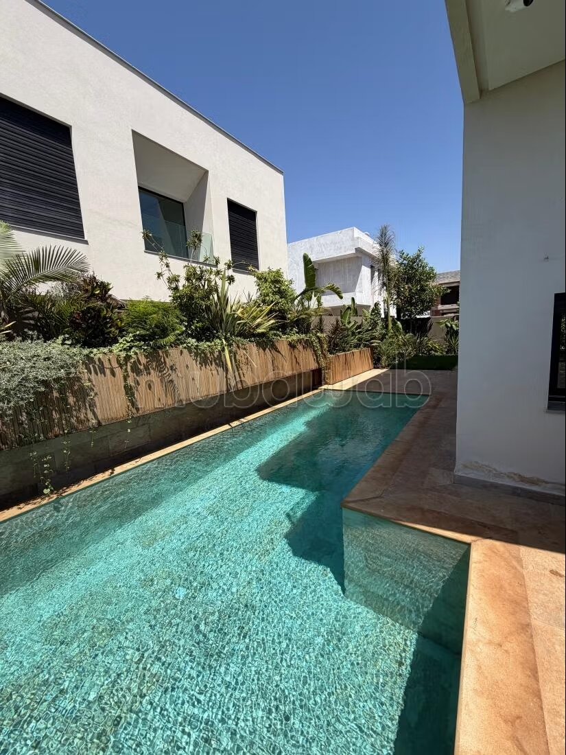 Villa à louer à Casablanca — Photo 3