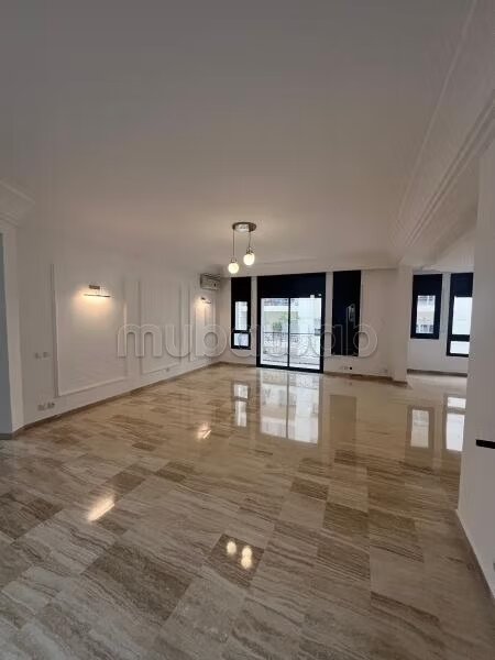 Duplex apartment 3 bedrooms for rent in Casablanca – Racine — Photo 13