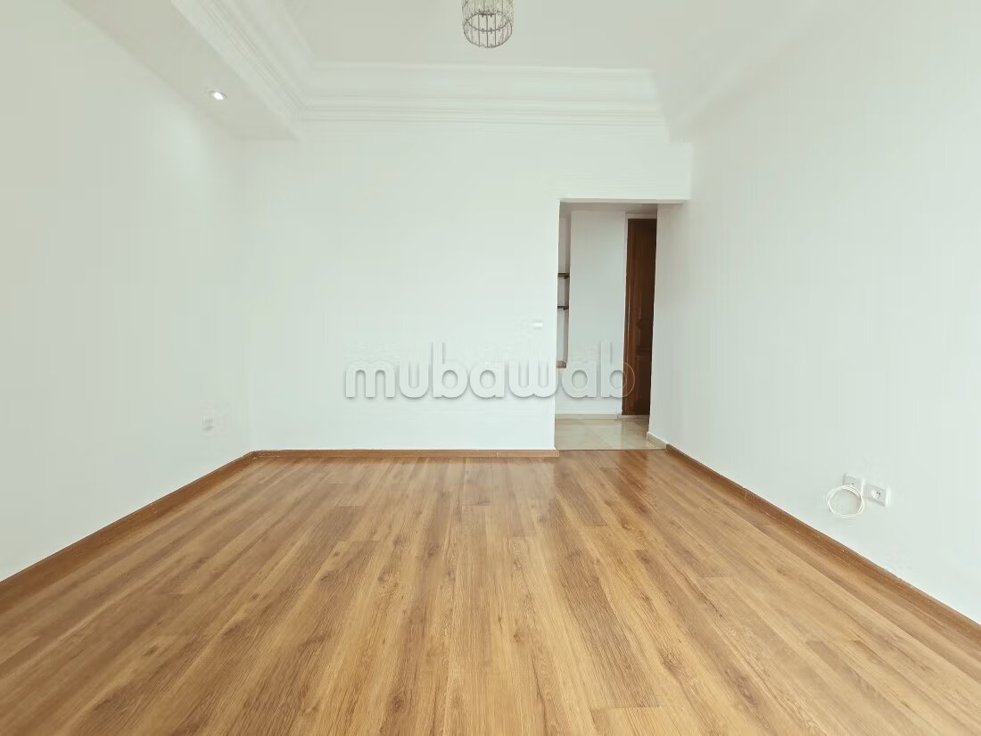 Appartement 180 m² à louer à الدار البيضاء — Photo 11