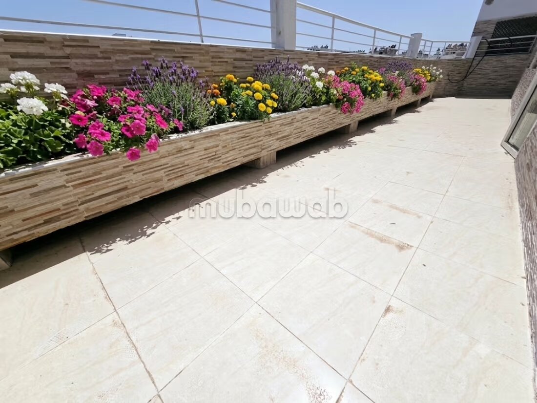 Appartement 180 m² à louer à الدار البيضاء — Photo 23