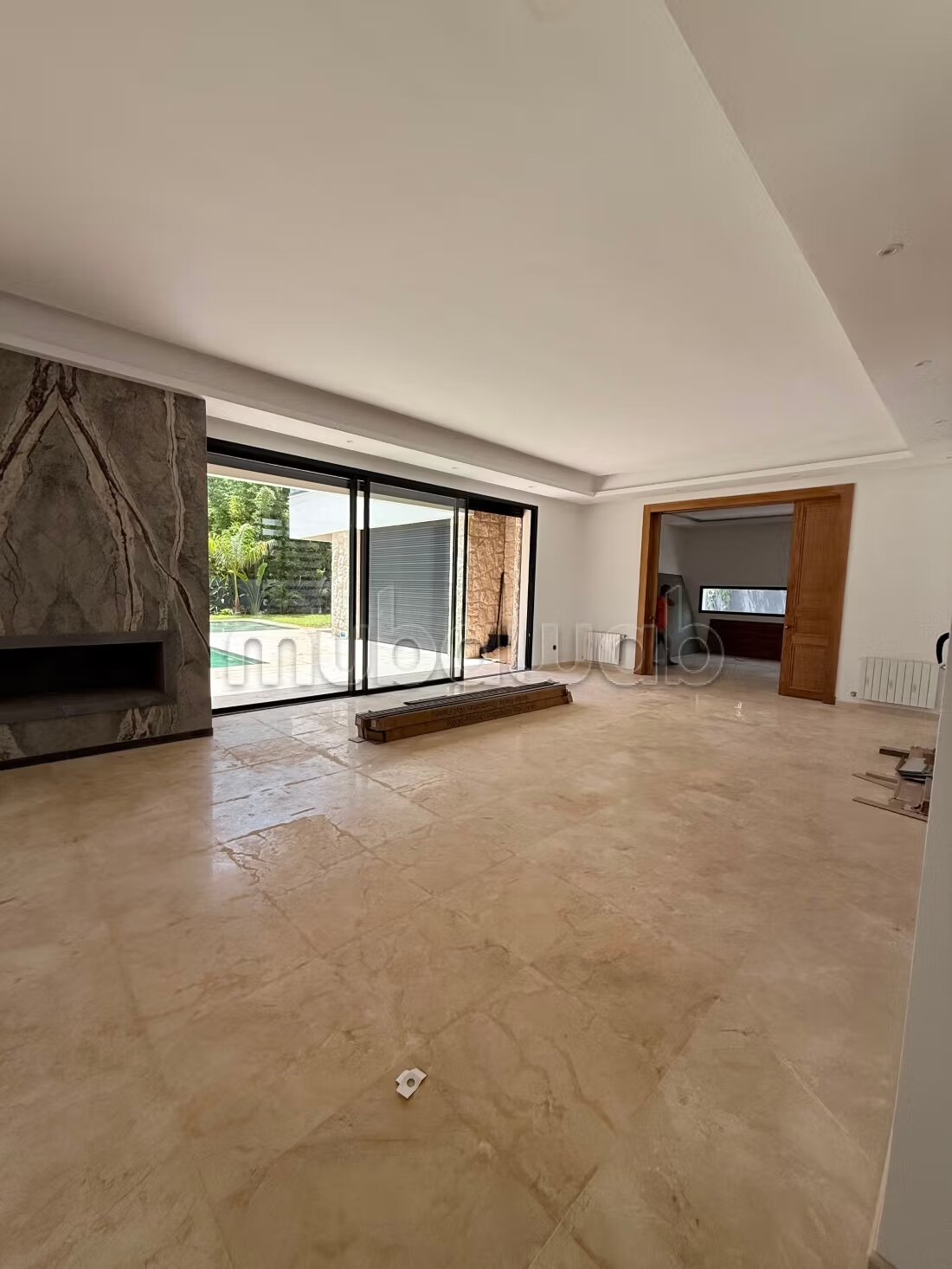 Villa 900 m² à louer à Rabat – Souissi — Photo 3