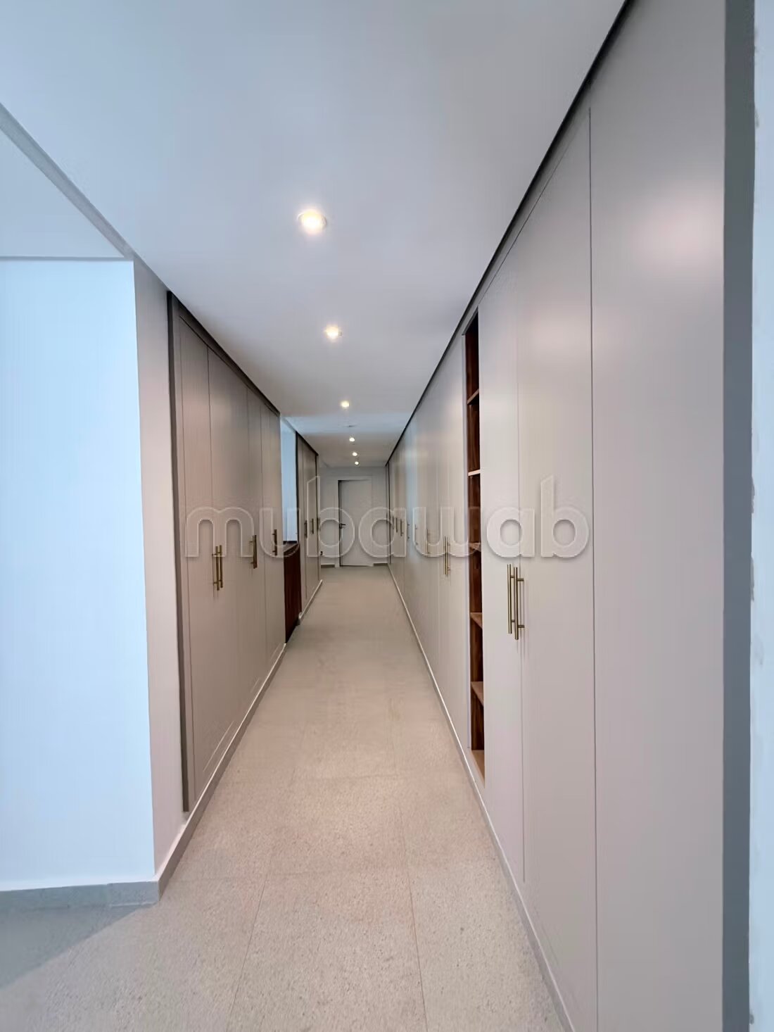 Villa 900 m² à louer à Rabat – Souissi — Photo 13