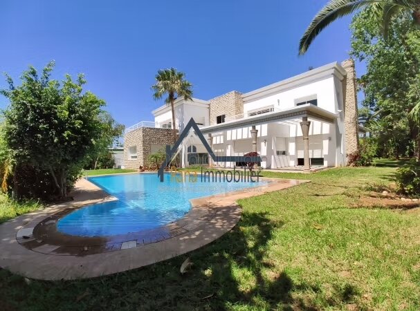 Office 1000 m² for rent in Souissi, Rabat — Photo 14