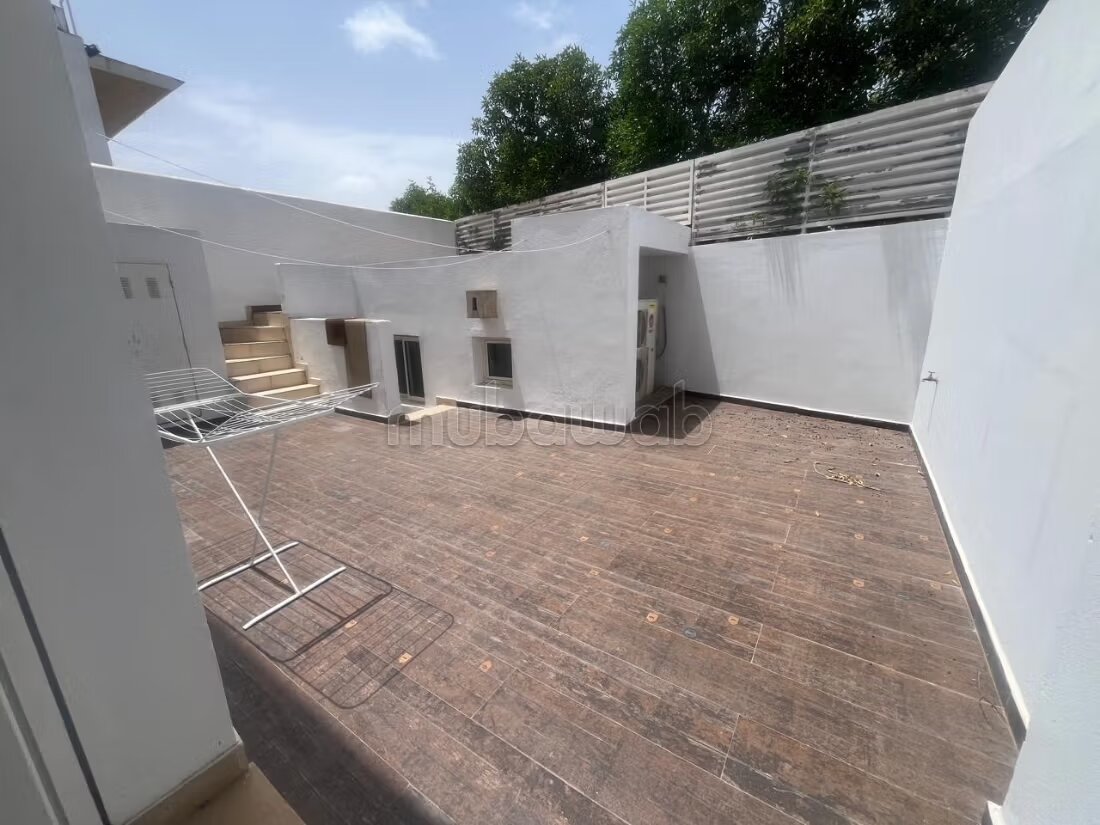 Villa haut standing 250 m² à louer à Casablanca — Photo 10
