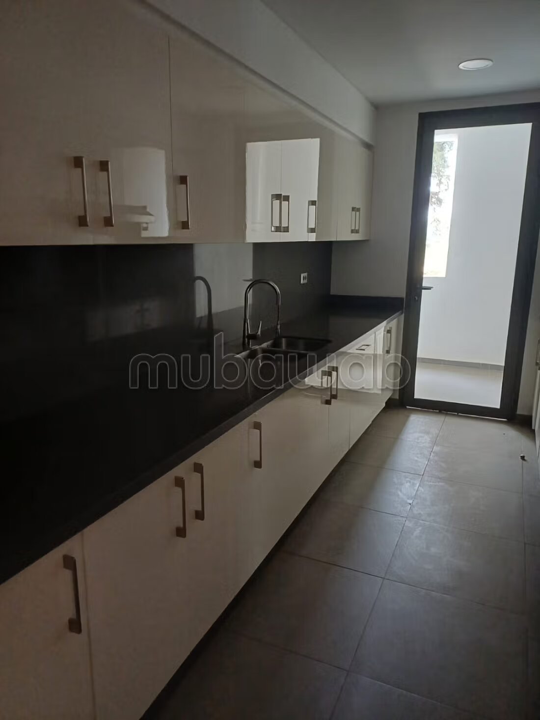Appartement 130 m² à louer à Rabat – Souissi — Photo 8
