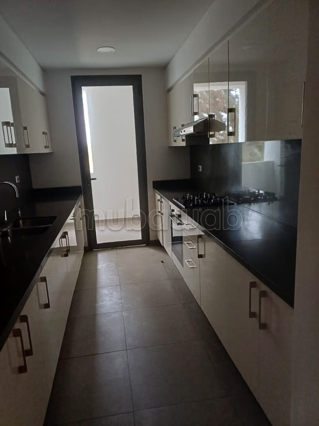 Appartement 130 m² à louer à Rabat – Souissi — Photo 12