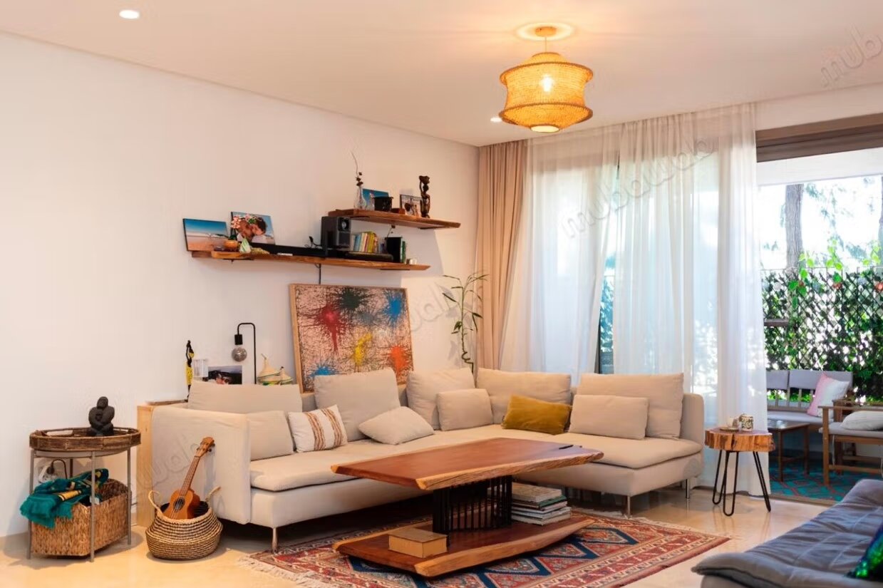 Appartement 135 m² à louer à Rabat (Souissi) à Rabat