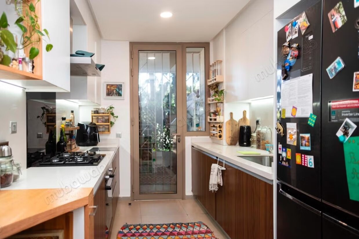 Appartement 135 m² à louer à Rabat (Souissi) — Photo 4
