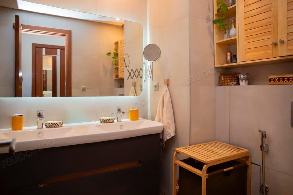Appartement 135 m² à louer à Rabat (Souissi) — Photo 7