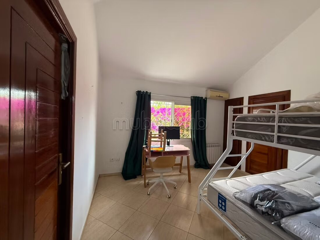 Villa 5 chambres à louer à Rabat — Photo 12