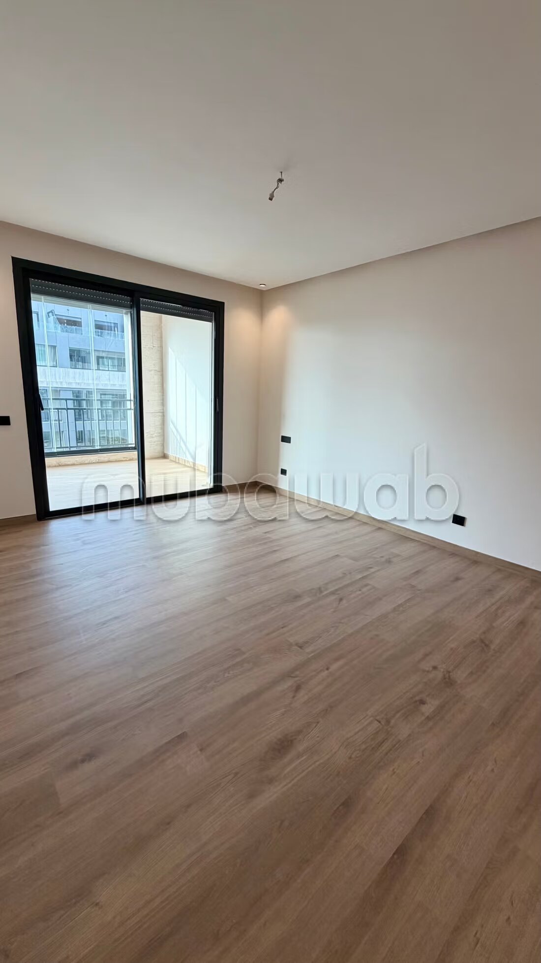 200 m² Apartment for Rent in Souissi, Rabat — Photo 12