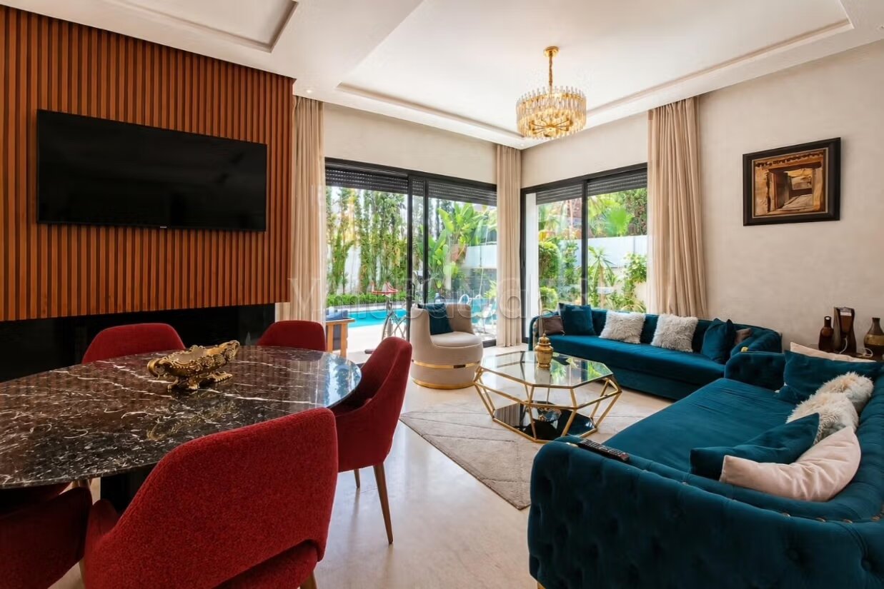 Villa 570 m² for sale in Casablanca - Bouskoura — Photo 3