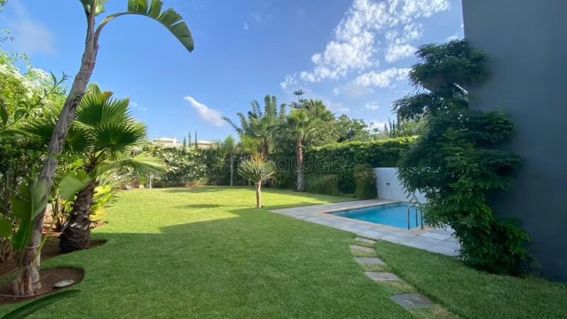 Villa 570 m² for sale in Casablanca - Bouskoura — Photo 14