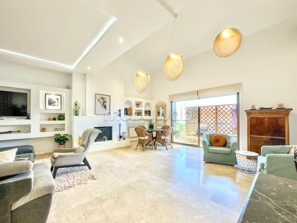 Apartment 188 m² for sale in Casablanca, Bouskoura — Photo 14