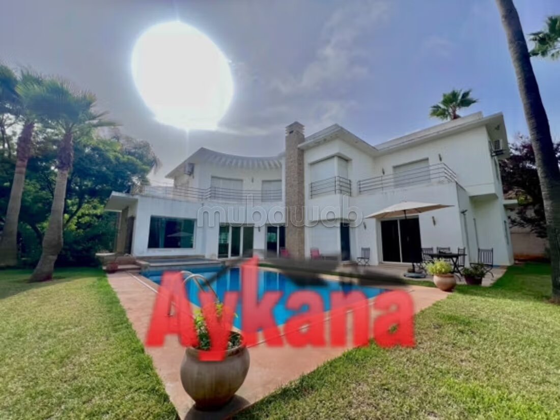 Villa 400 m² à louer à Rabat – Souissi à Rabat