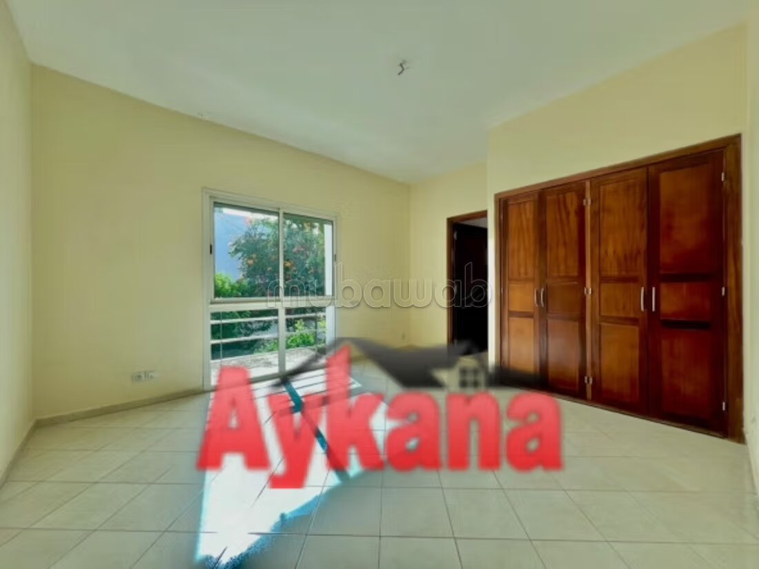Villa 400 sqm for rent in Rabat – Souissi — Photo 7
