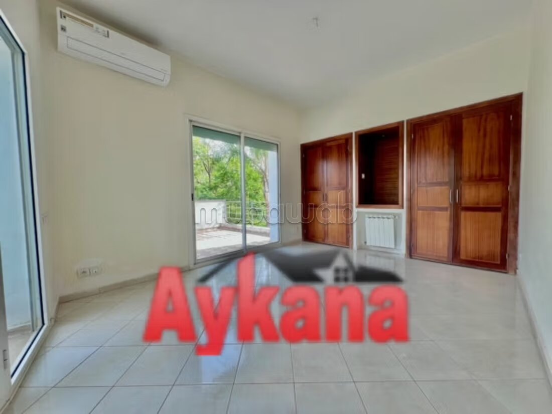 Villa 400 sqm for rent in Rabat – Souissi — Photo 8