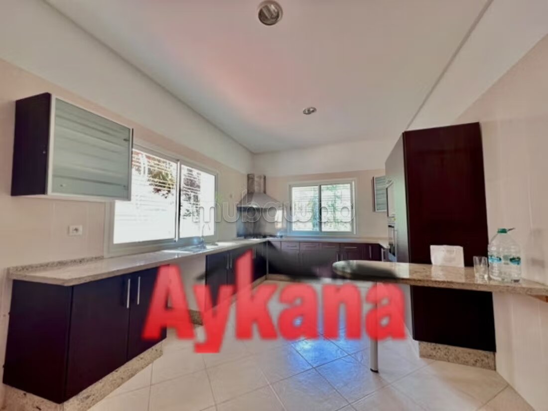 Villa 400 sqm for rent in Rabat – Souissi — Photo 18