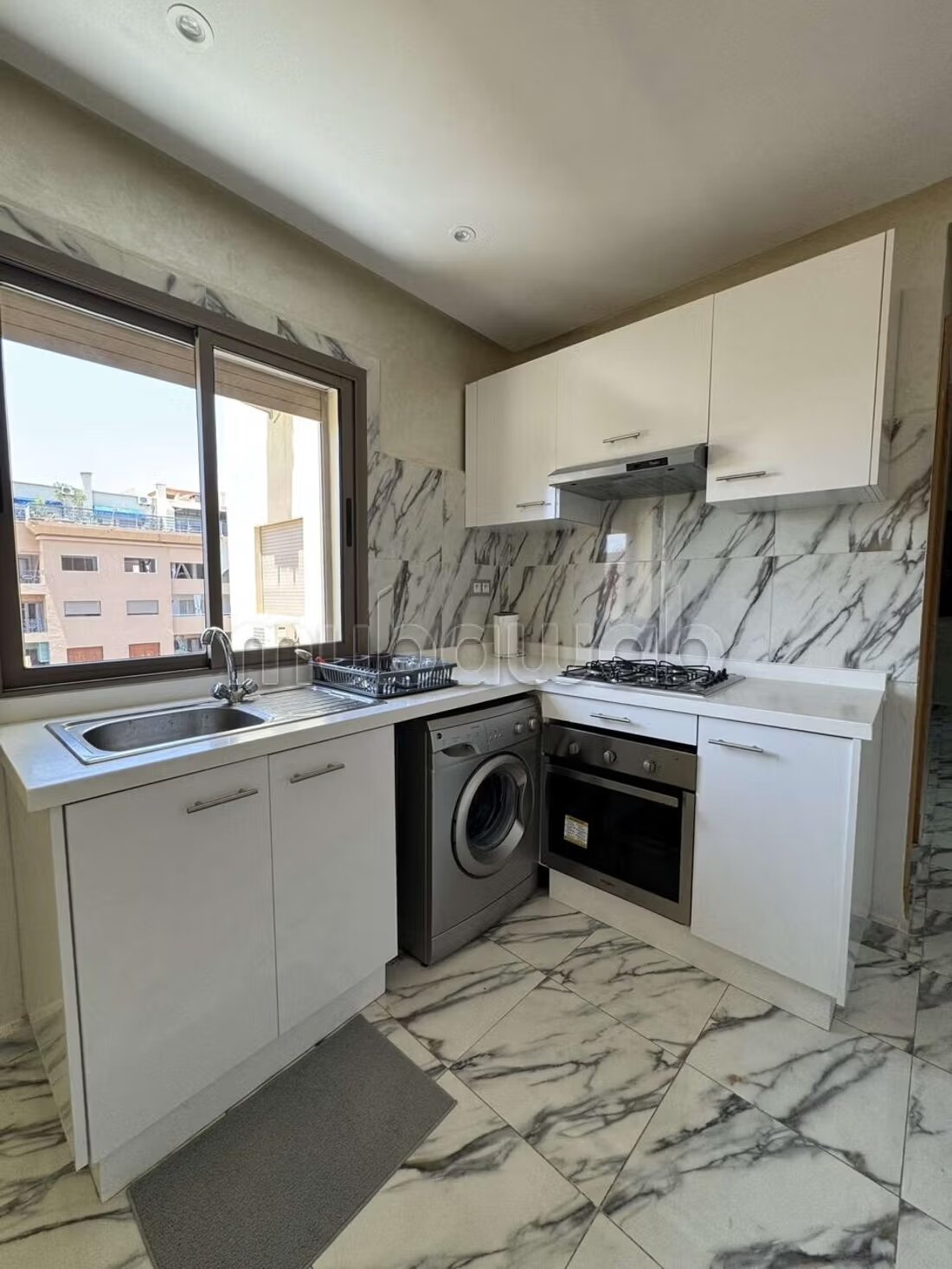 Apartment 70 m² for sale in Marrakech – Victor Hugo district — Photo 4