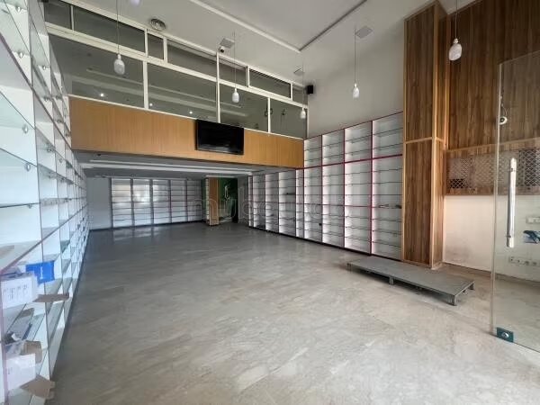 مكتب 323 متر مربع للإيجار في مراكش (Guéliz) — Photo 5