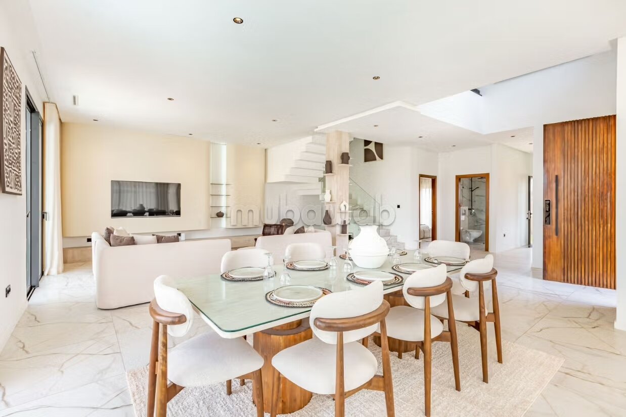 Villa 280 m² à louer à Marrakech — Photo 3