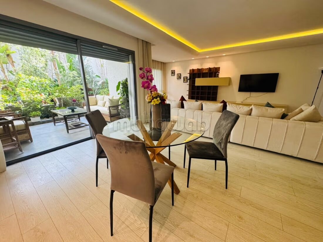 Apartment 160 m² for rent in Casablanca (Triangle d'Or) — Photo 3