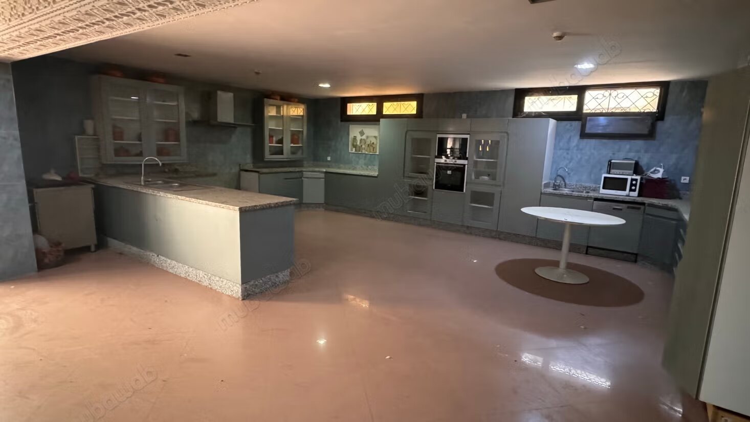 Villa 1280 m² for sale in Marrakech — Photo 4