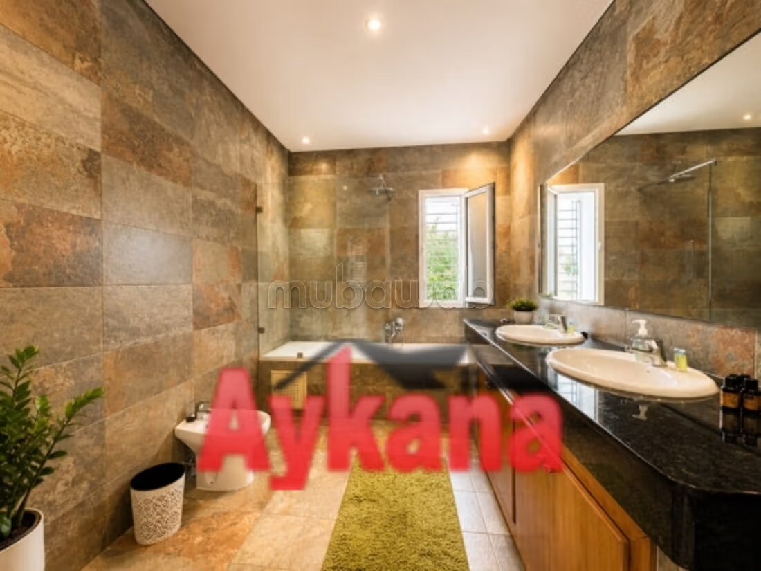 Villa 400 m² à louer à Harhoura, Témara — Photo 15