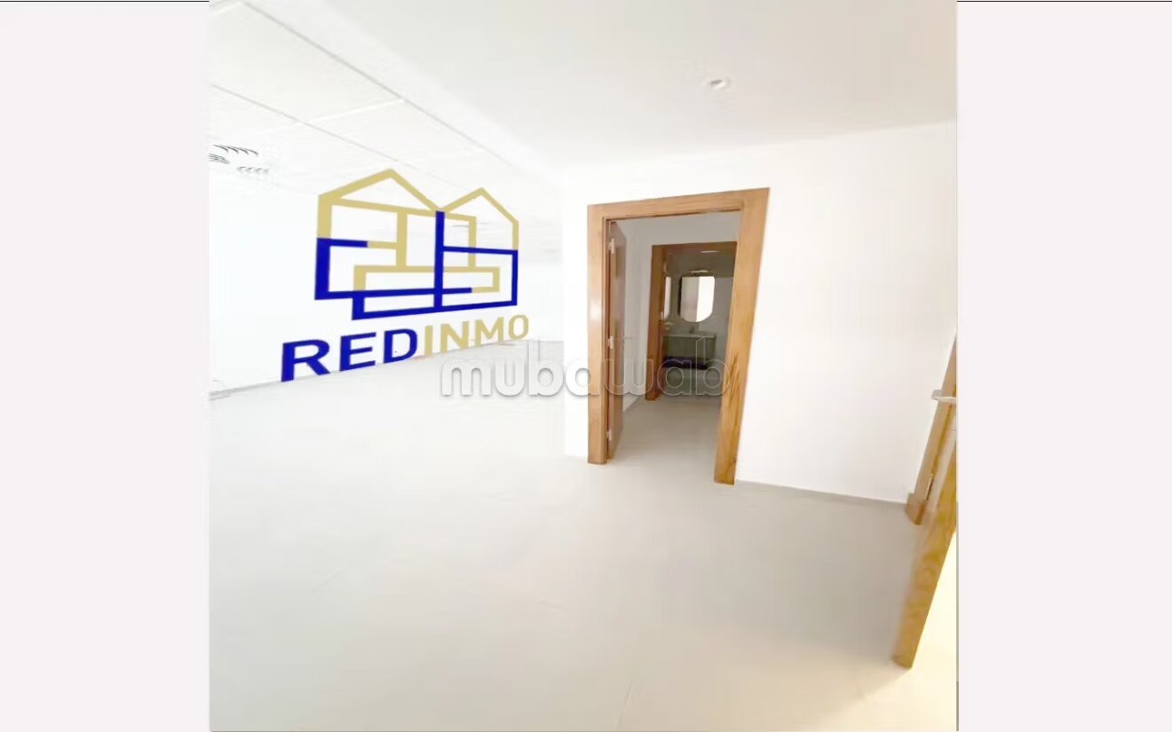 Bureau 57 m² à louer à Tanger à Tanger