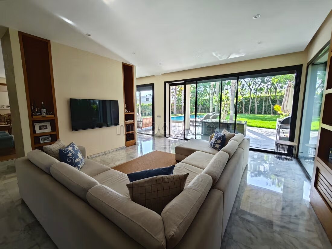 Villa 4 chambres à louer à Casablanca — Photo 14