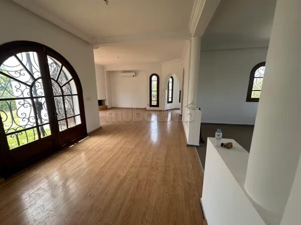 Villa 300 m² à louer à Rabat — Photo 21