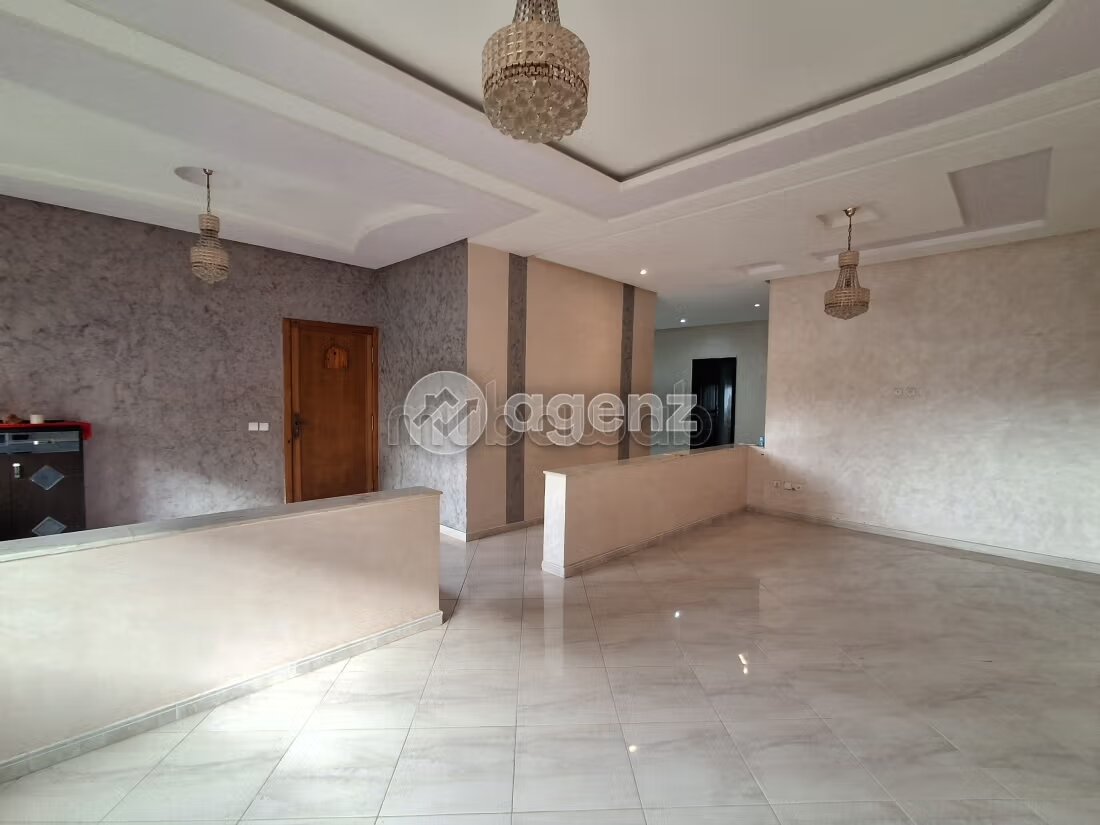 شقة 237 م² للبيع في تمارة (حي النهضة‑الخيزوران) — Photo 16