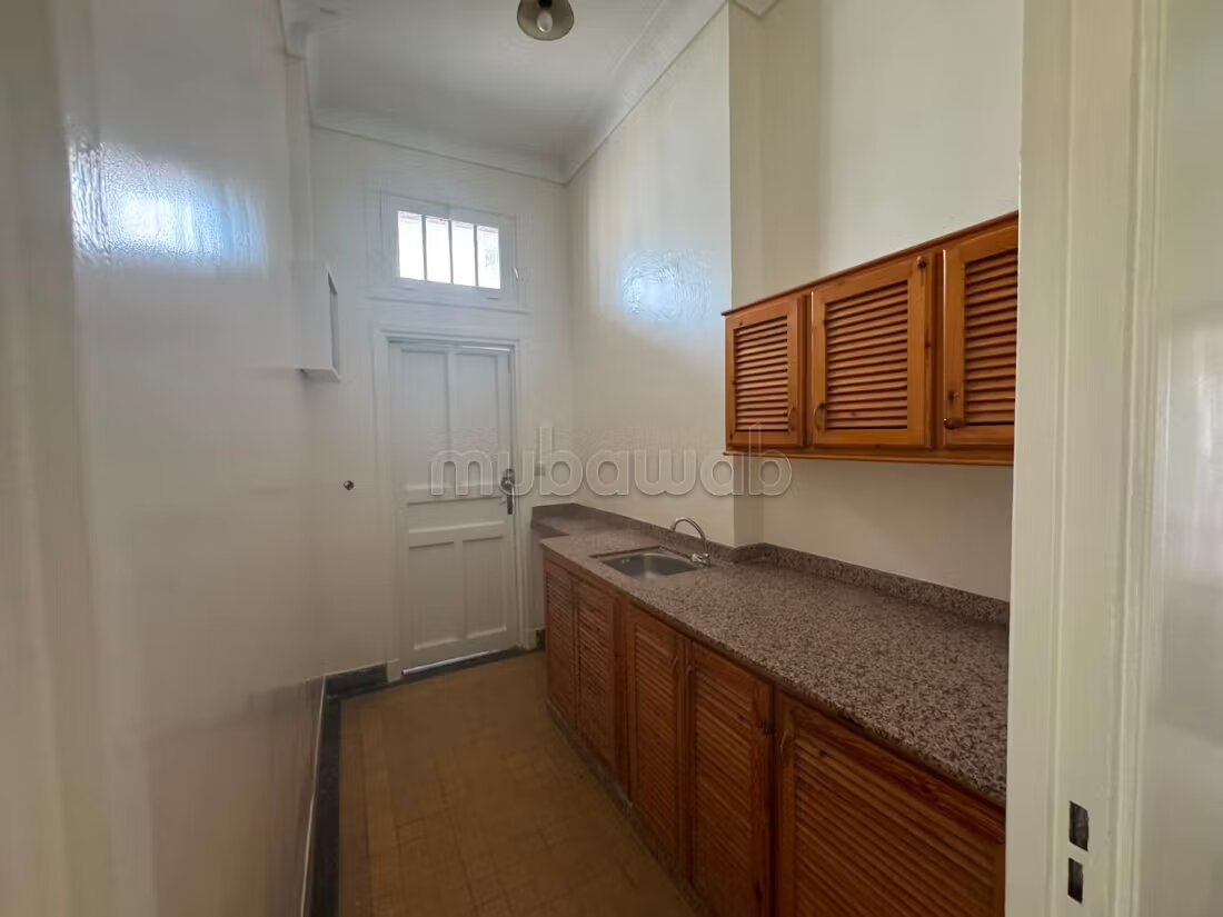 Office 228 m² for rent in Casablanca (bd Hassan II) — Photo 10