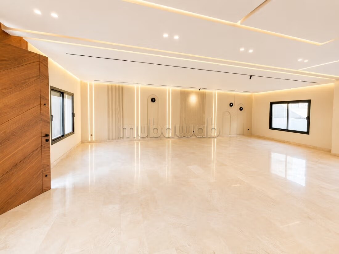 Villa 4 chambres à vendre à Casablanca à Casablanca