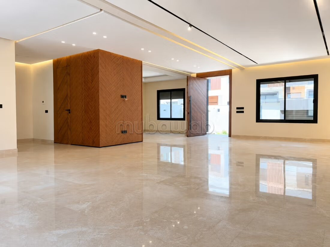 Villa with 4 Bedrooms for Sale in Casablanca — Photo 3